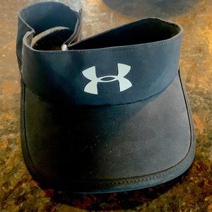 Underarmour visor